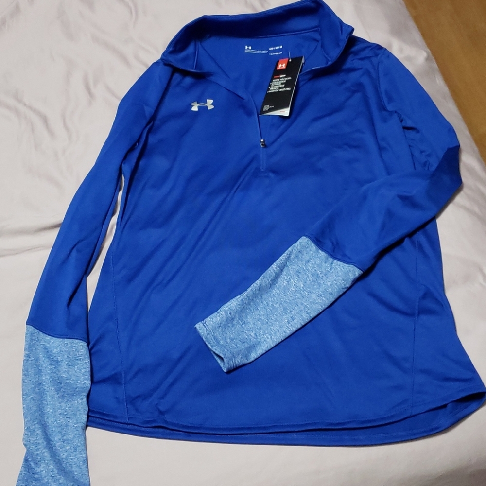 New Underarmour long-sleeved 1/2 zip top